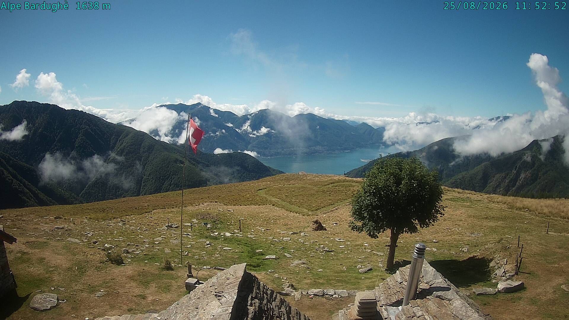 Vogorno: Alpe Bardughè - Gambarogno - Alpe di Neggia - Cannobio - Langensee