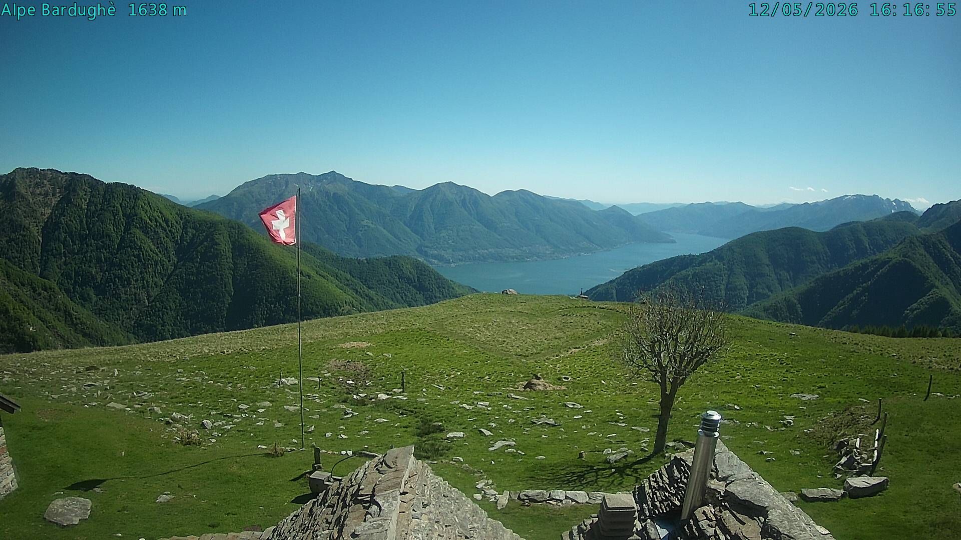 Vogorno: Alpe Bardughè - Gambarogno - Alpe di Neggia - Cannobio - Langensee