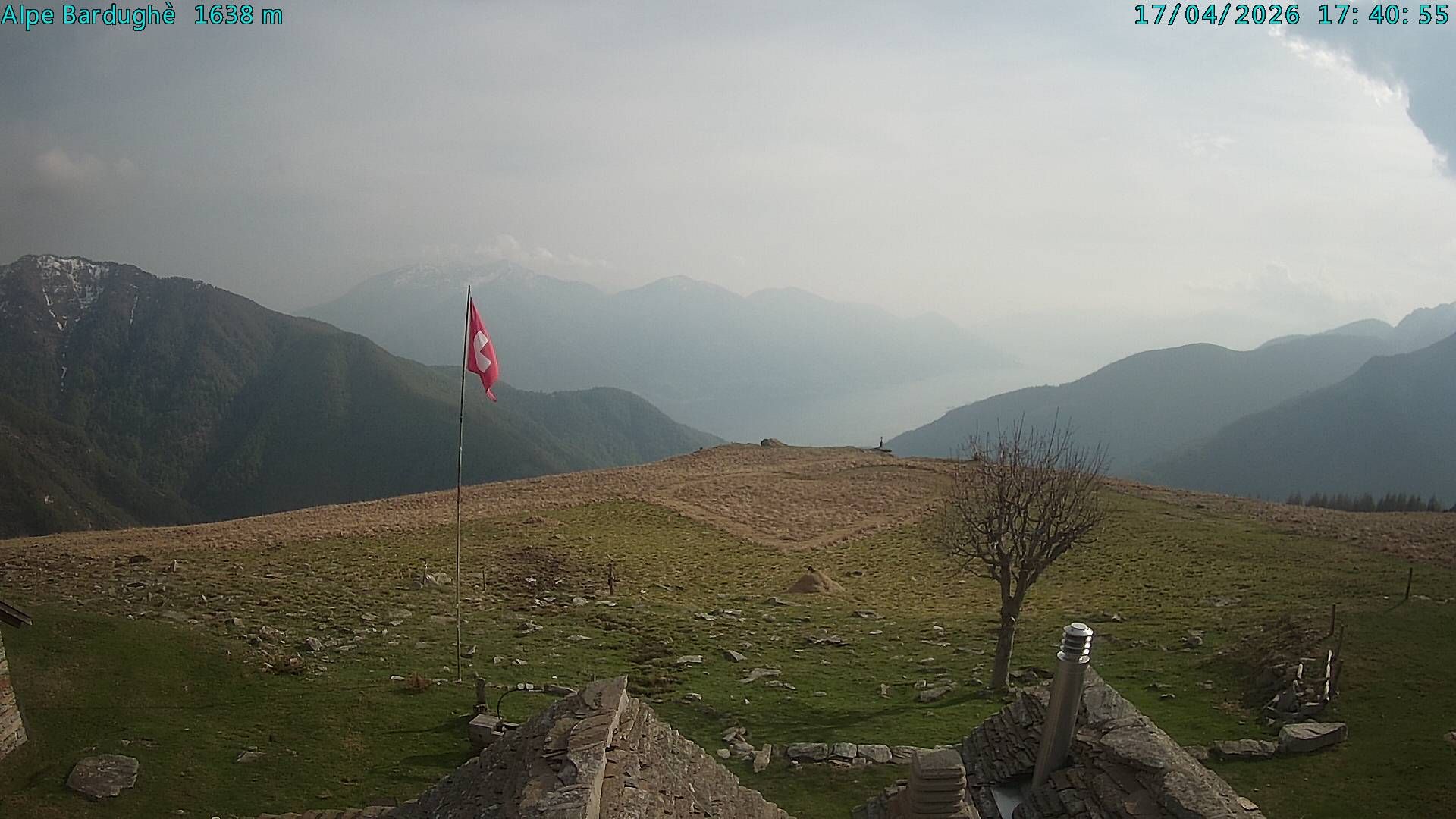 Vogorno: Alpe Bardughè - Gambarogno - Alpe di Neggia - Cannobio - Langensee