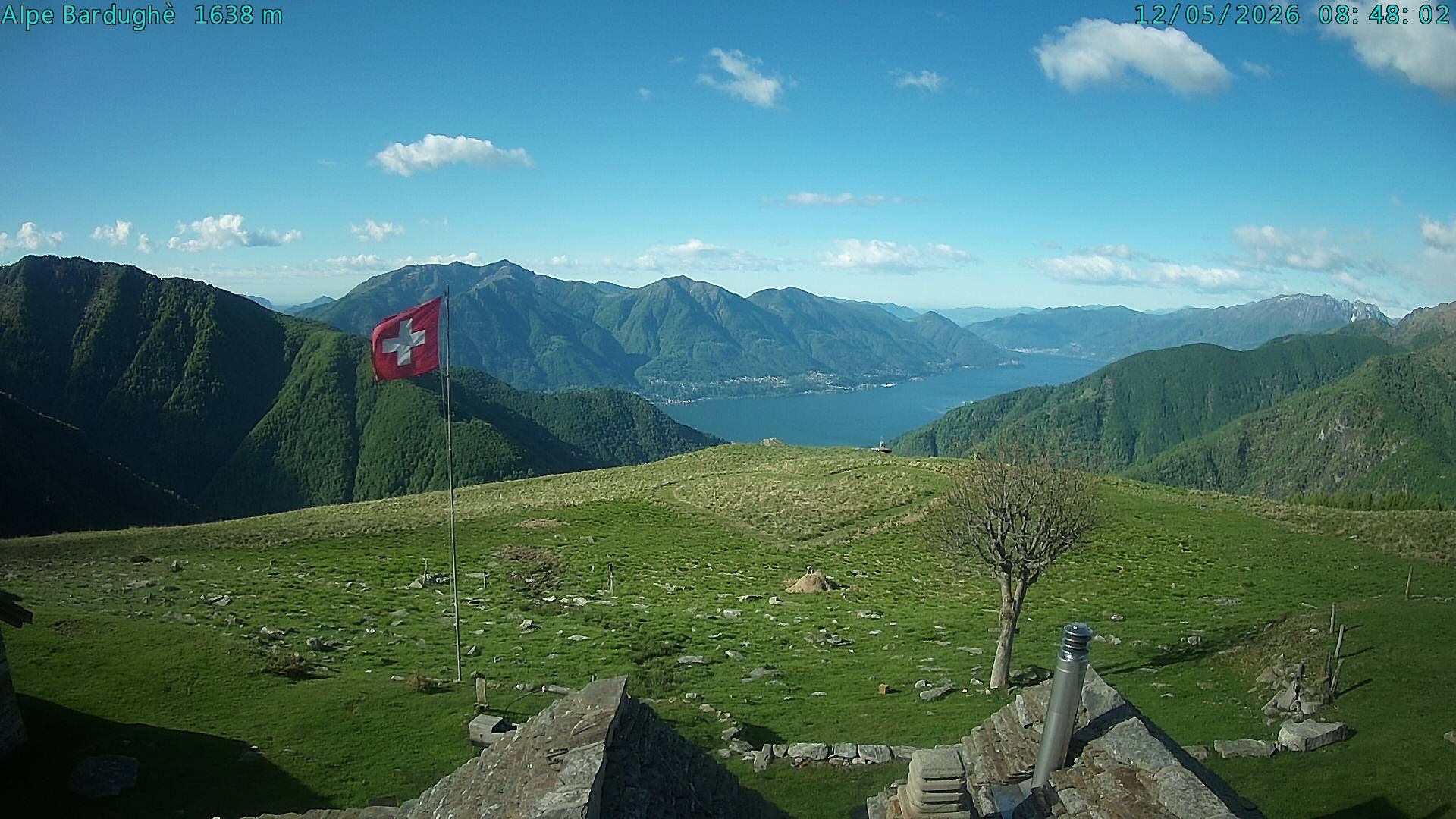 Vogorno: Alpe Bardughè - Gambarogno - Alpe di Neggia - Cannobio - Langensee