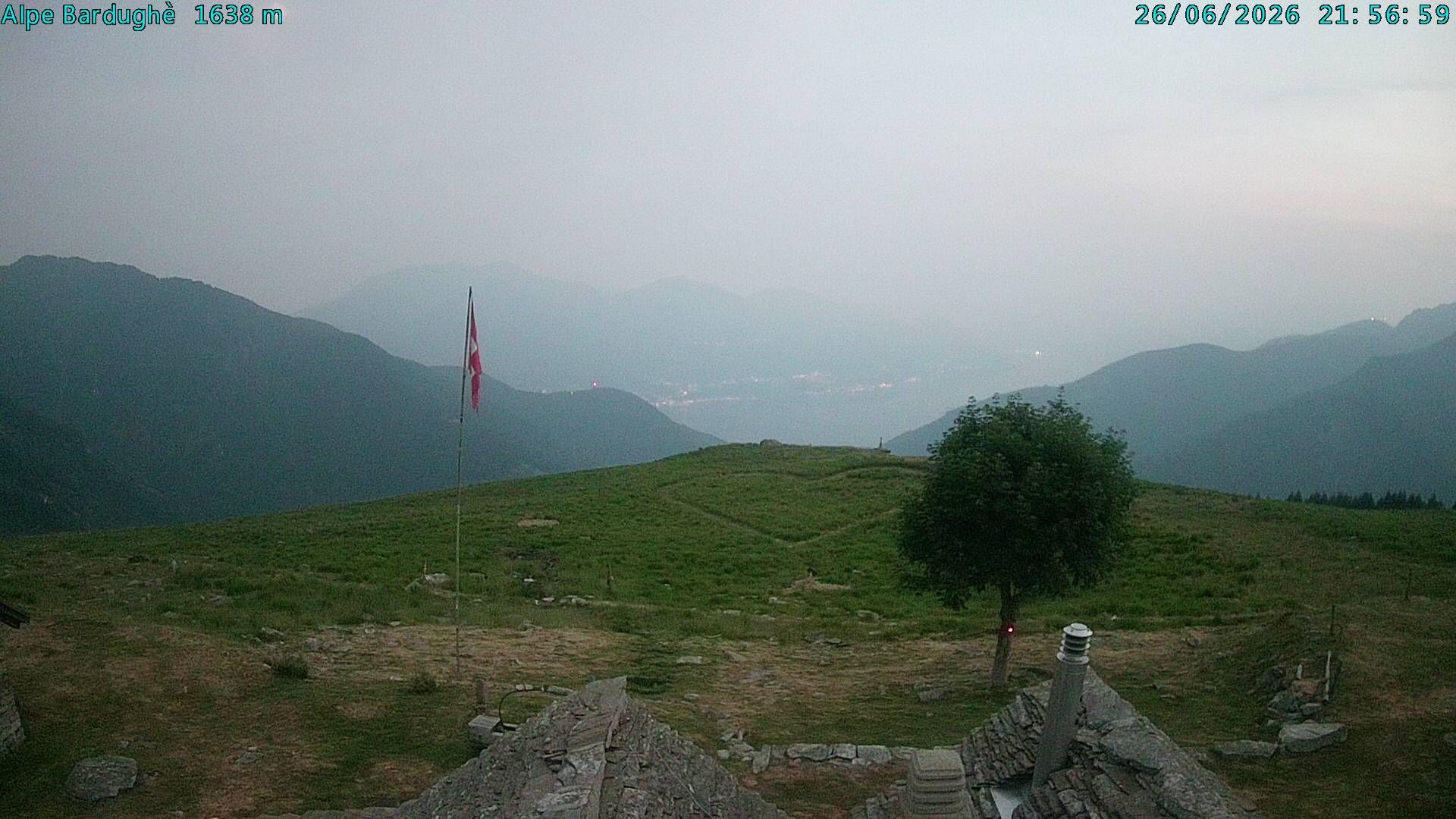 Vogorno: Alpe Bardughè - Gambarogno - Alpe di Neggia - Cannobio - Langensee