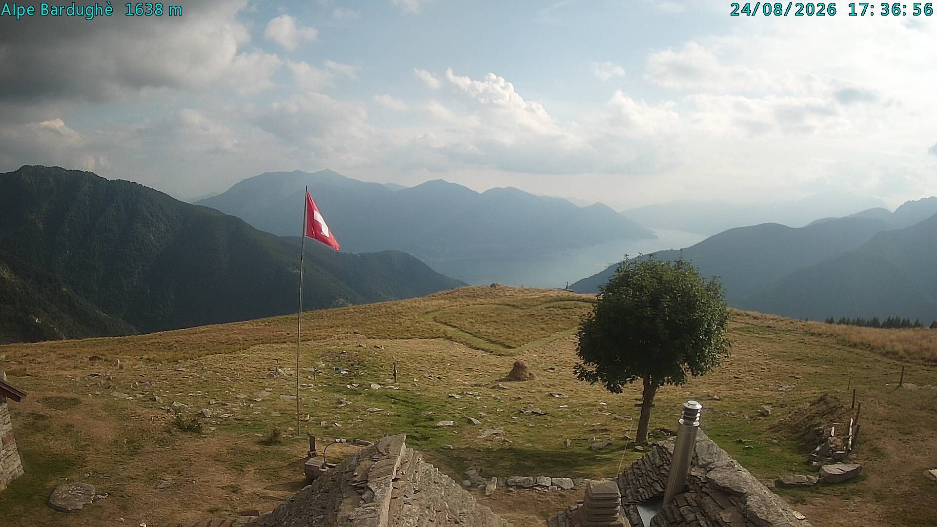Vogorno: Alpe Bardughè - Gambarogno - Alpe di Neggia - Cannobio - Langensee