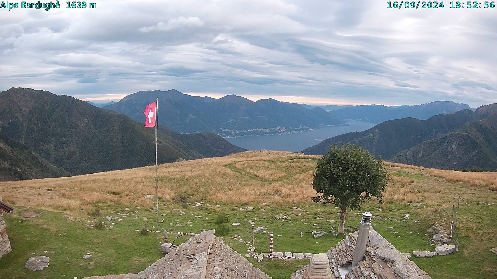 Vogorno: Alpe Bardughè - Gambarogno - Alpe di Neggia - Cannobio - Langensee