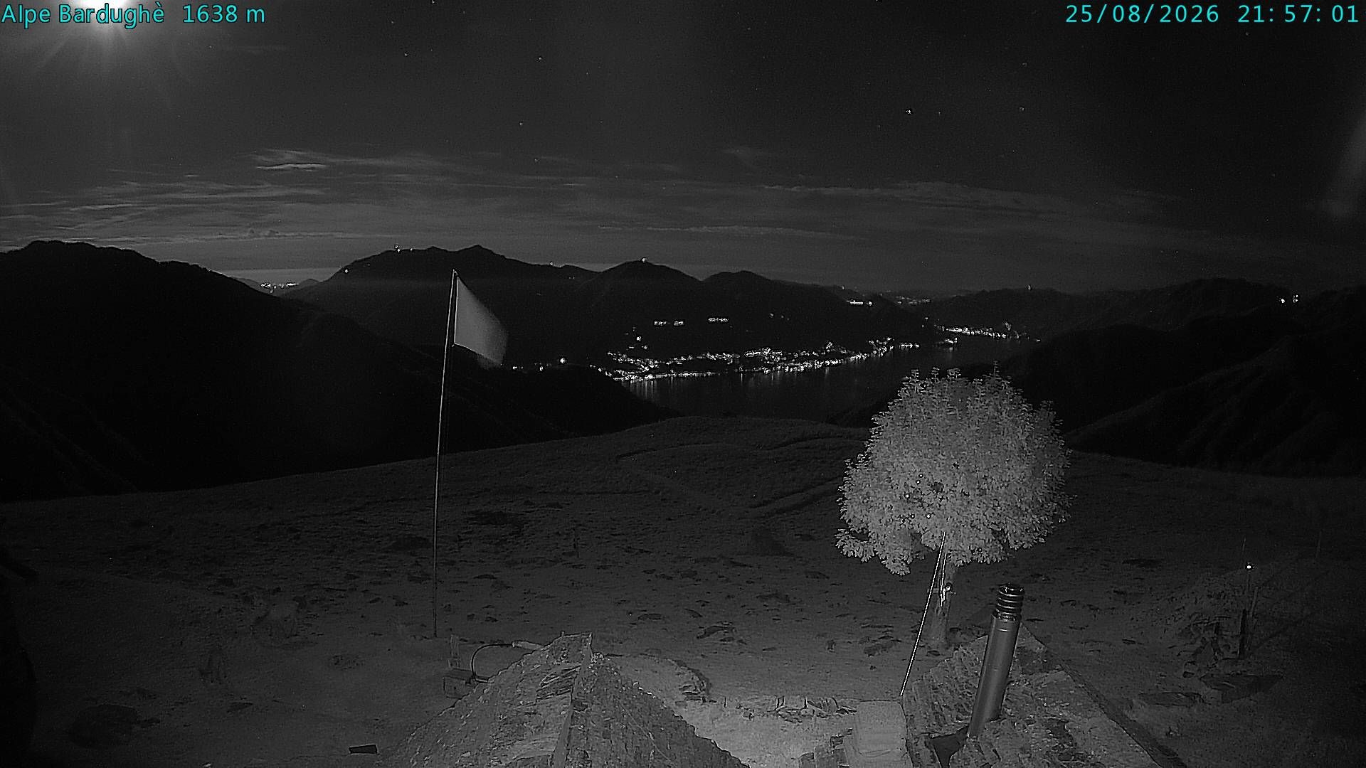 Vogorno: Alpe Bardughè - Gambarogno - Alpe di Neggia - Cannobio - Langensee