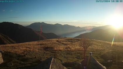 Vogorno: Alpe Bardughè - Gambarogno - Alpe di Neggia - Cannobio - Langensee