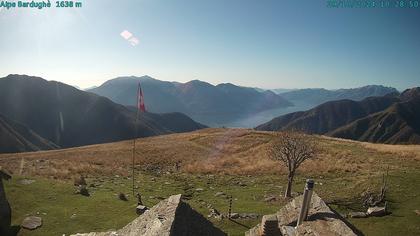 Vogorno: Alpe Bardughè - Gambarogno - Alpe di Neggia - Cannobio - Langensee