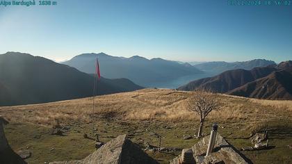 Vogorno: Alpe Bardughè - Gambarogno - Alpe di Neggia - Cannobio - Langensee