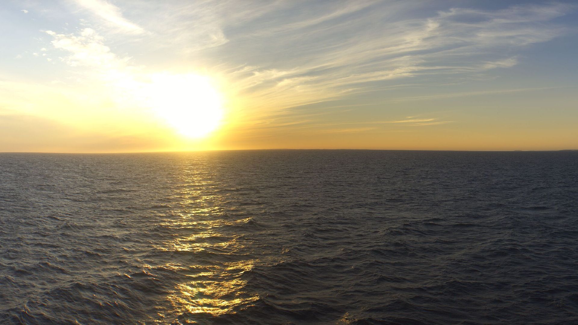 Traffic Cam Stromness: Hapag-Lloyd Cruises - HANSEATIC inspiration