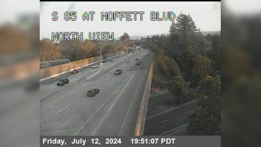 Traffic Cam Mountain View › South: TVC93 -- SR-85 : S85 at Moffet Blvd