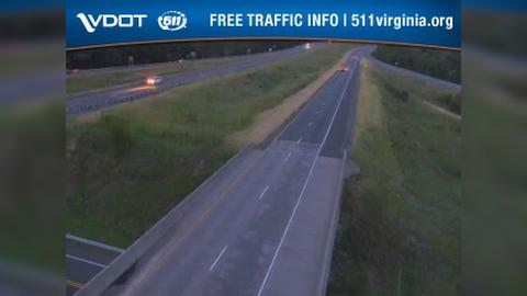 Traffic Cam Applewood: I-66 - MM 13 - EB