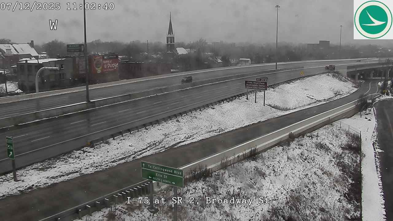 Traffic Cam Saint Peter and Saint Paul Historic District: I-75 at SR-2, Broadway St