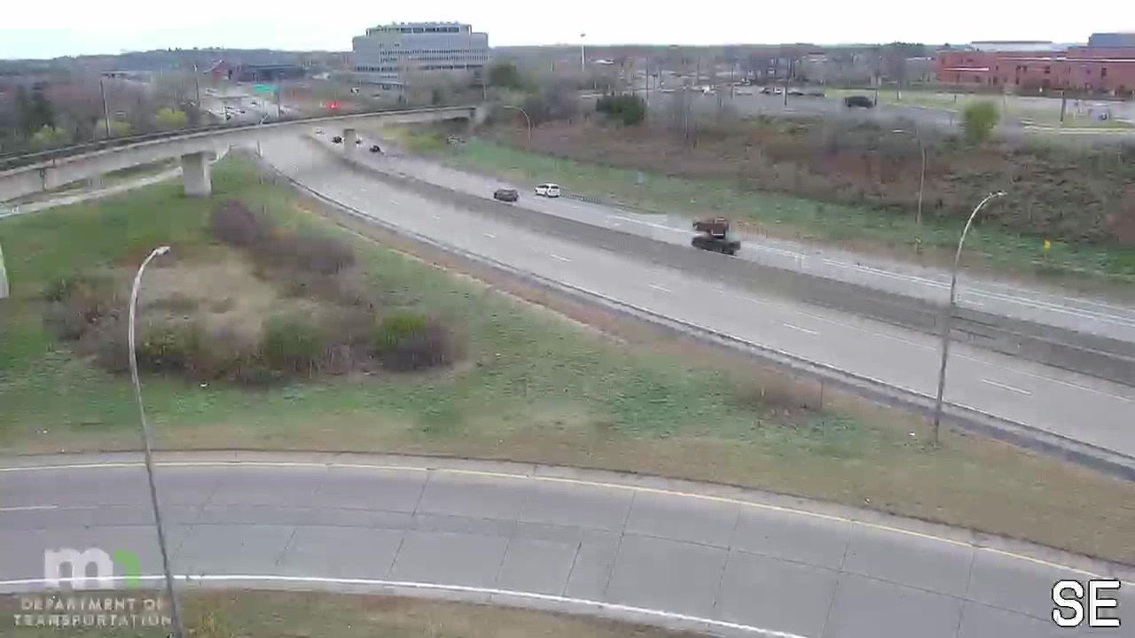 Traffic Cam Mendota: T.H.62 WB @ T.H.55