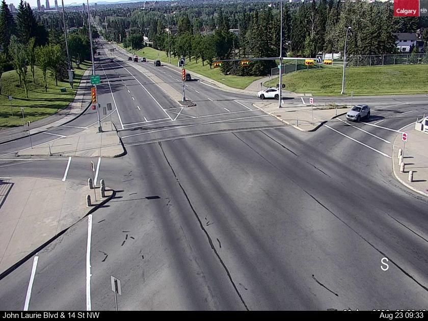 Traffic Cam Cambrian Heights: John Laurie Blvd - 14 Street NW