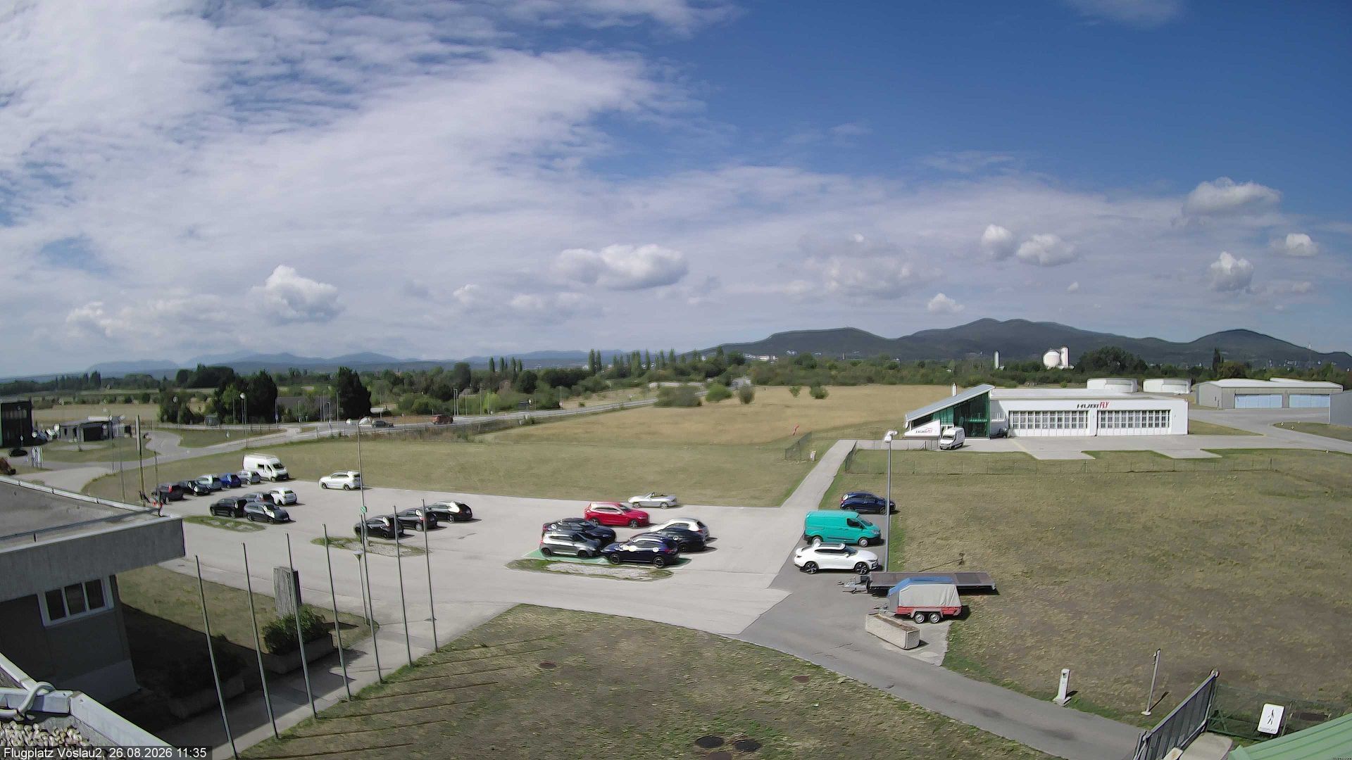 Traffic Cam Kottingbrunn › West: Flugplatz Vöslau-Kottingbrunn