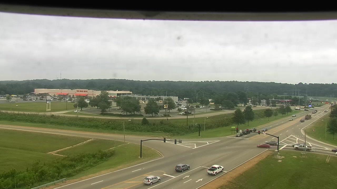 Traffic Cam Tupelo: US 45 at Barnes Crossing Rd