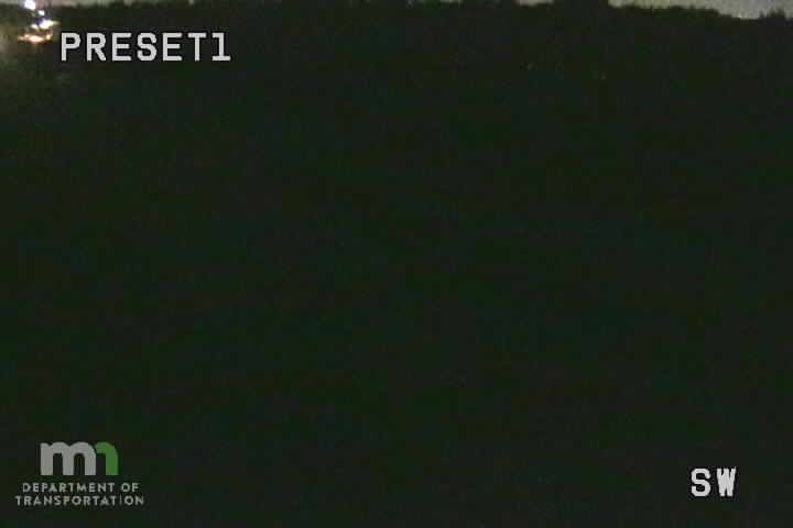 Traffic Cam North Oaks: I-35E: I-35E NB N of Co Rd H2