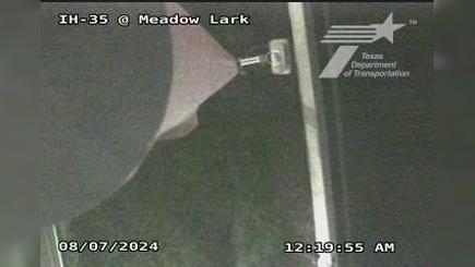 Traffic Cam Walnut Forest › North: I-35 @ Meadow Lark