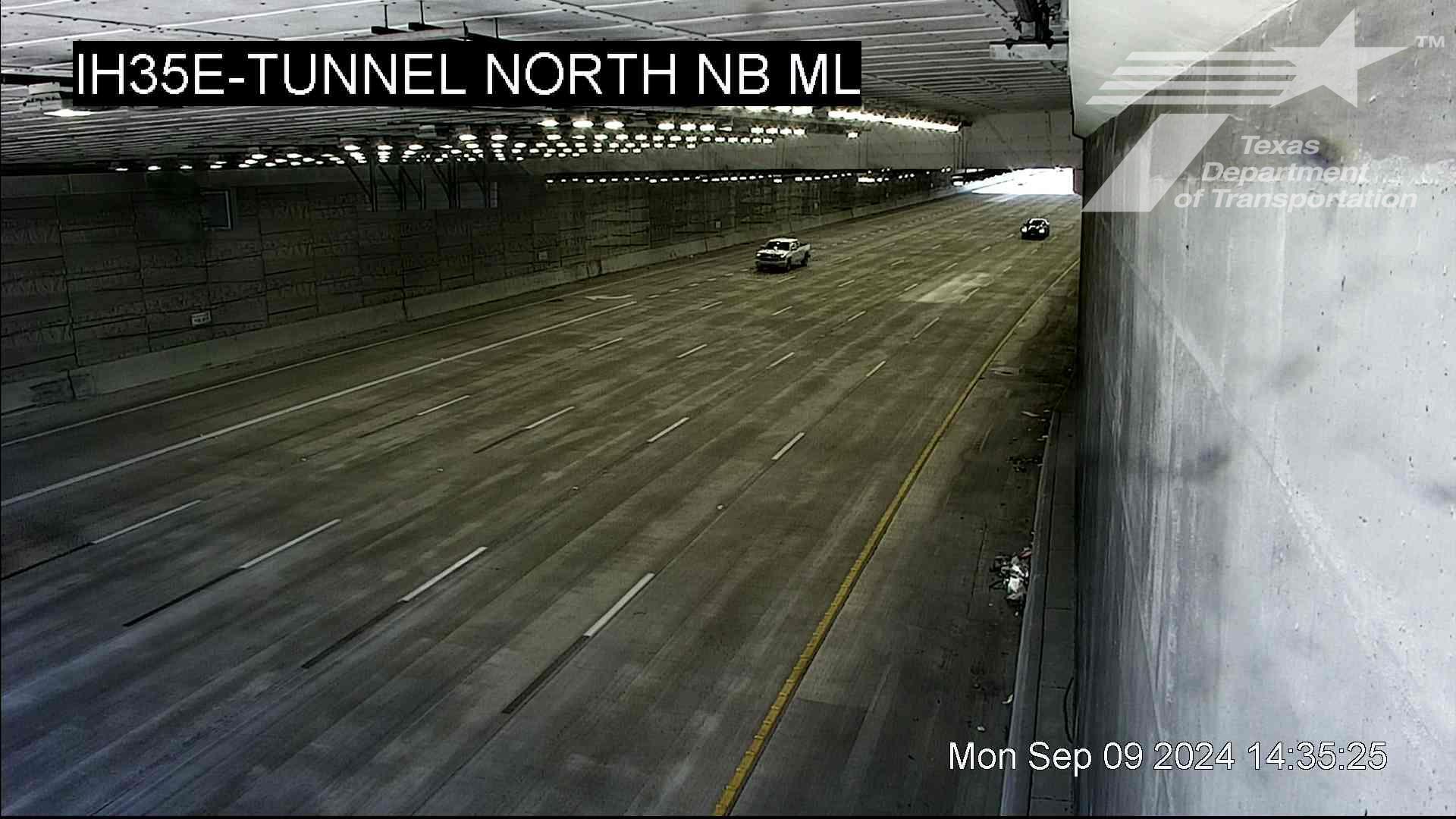 Traffic Cam Dallas › North: I-35E @ Tunnel North NB ML