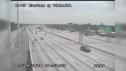 Traffic Cam Houston › South: IH-69 Eastex @ Tidwell