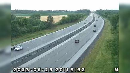 Traffic Cam Urmeyville: I-65: 1-065-092-4-2 CR 300N