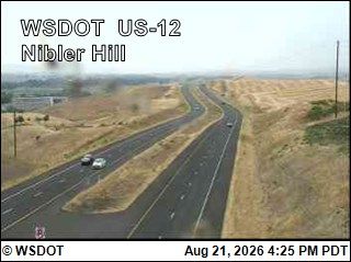 Traffic Cam Lowden: US 12 at MP 326.02: Nibler Hill